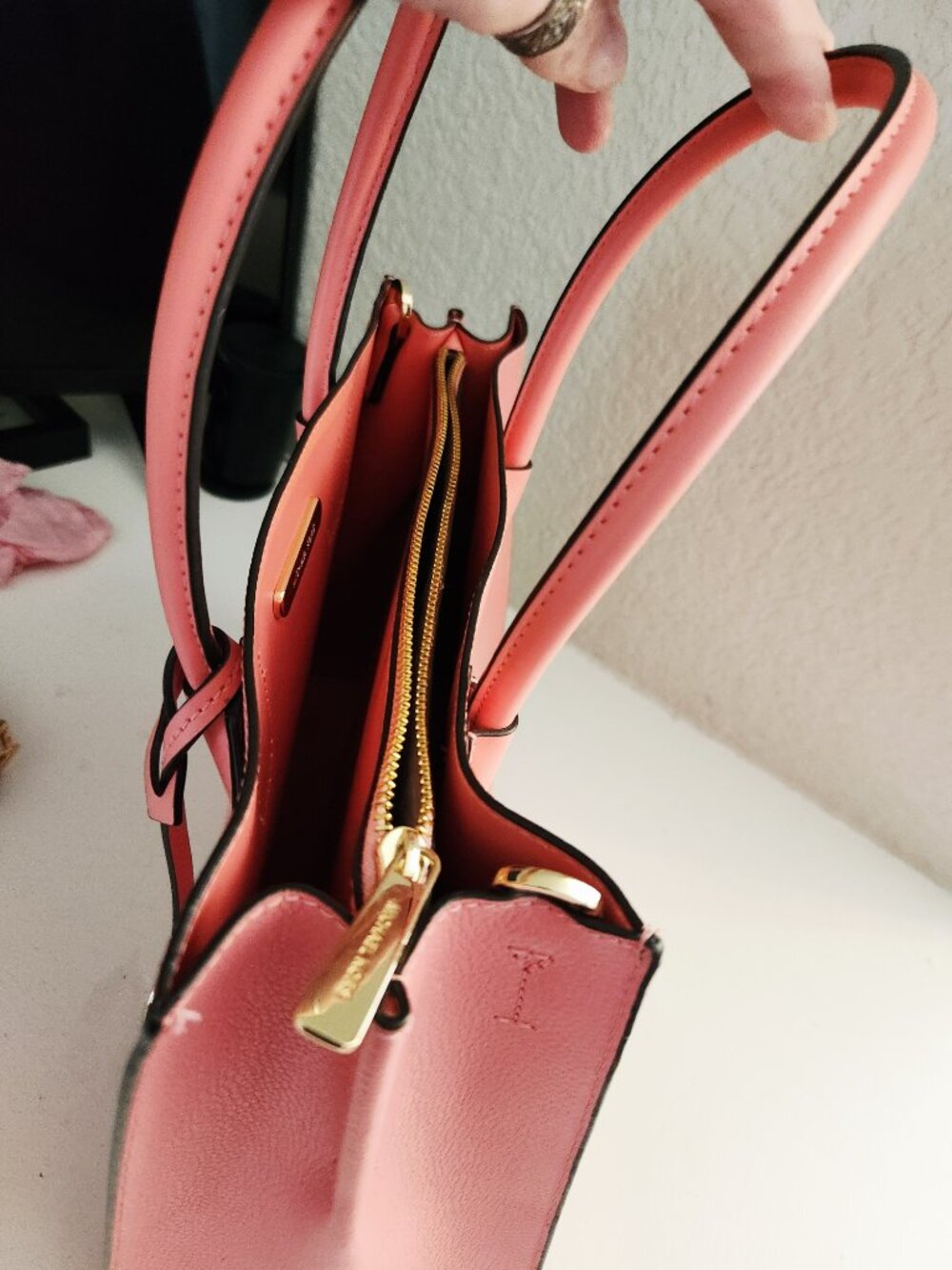 Euc Michael Kors Mercer Coral Leather Shoulder Bag Purse - Picture 11 of 13